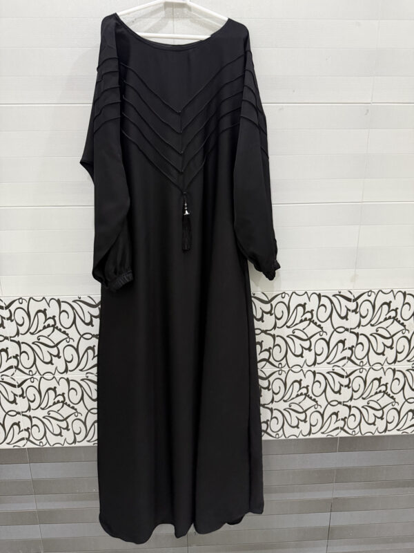 Black V-Chunat Abaya for Women – Stylish Modest Islamic Dress with Pleated Detail | Small, Medium, Large - Image 7