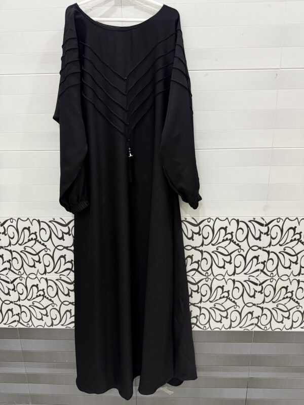 Black V-Chunat Abaya for Women – Stylish Modest Islamic Dress with Pleated Detail | Small, Medium, Large - Image 4